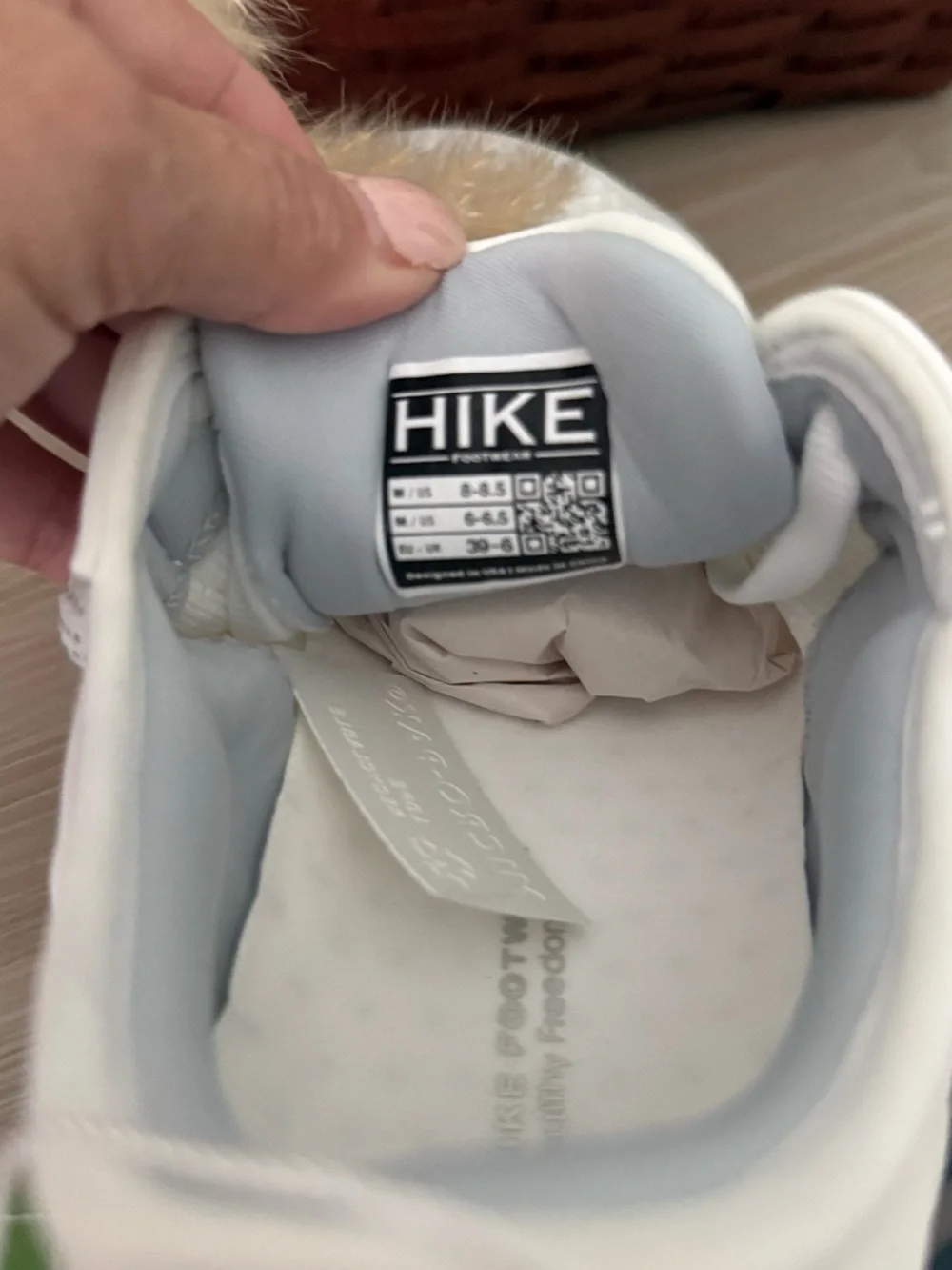 HIKE White HF Stride Lace-Up Sneakers 39 UNISEX bare feet